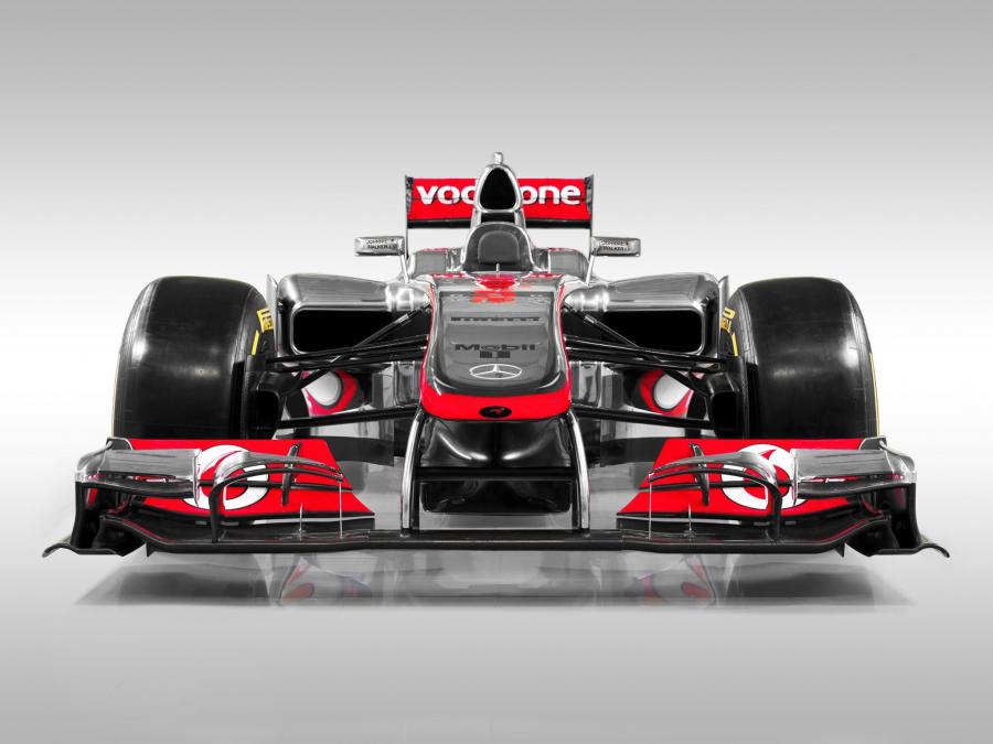  McLaren Mercedes-Benz MP4-27 2012 года  (фото 11 из 14)